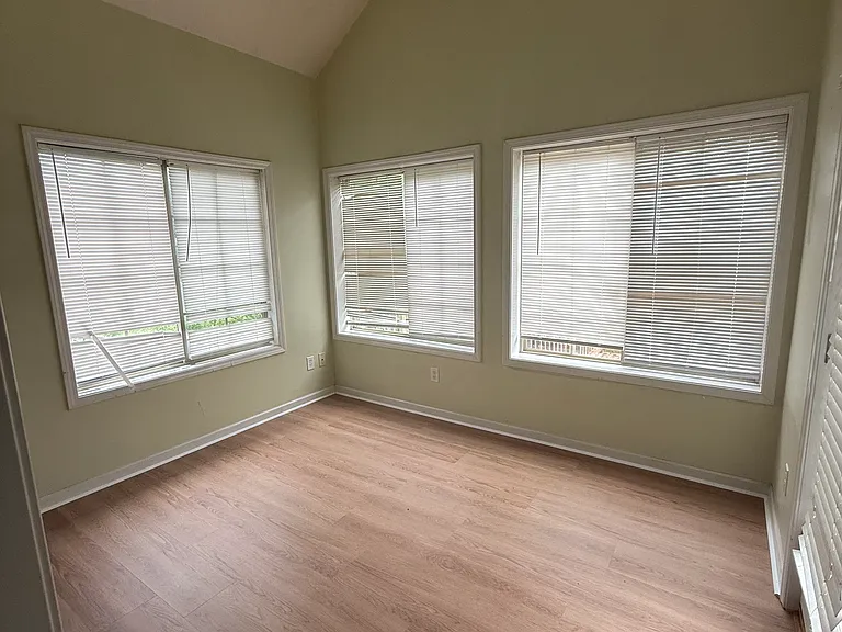 1116 Brick House Ln — Photo 15