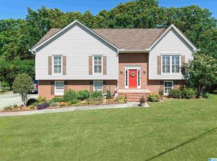 1928 Seattle Slew Dr, Helena, AL 35080