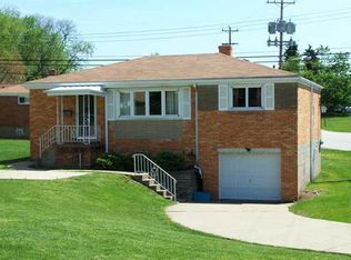 67 Mary Ann Dr, Pittsburgh, PA 15227