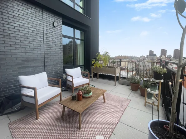 1516 Park Avenue image 1 of 19