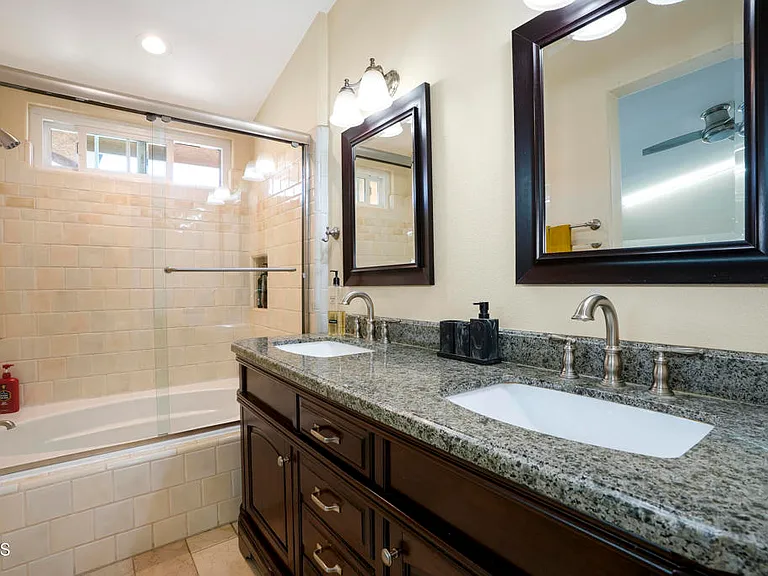 4900 Lazio Way — Photo 23