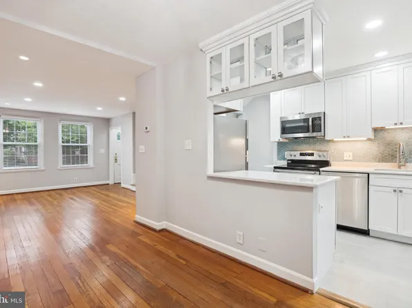 3446 S Stafford St, Arlington, VA 22206