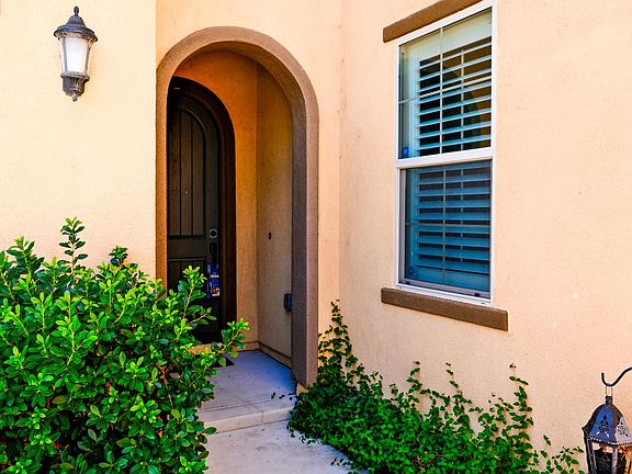 4th image of 6013 Amora Dr