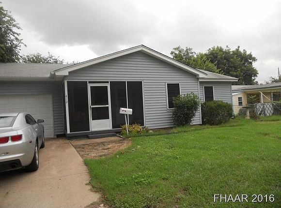 1st image of 412 Crockett Dr