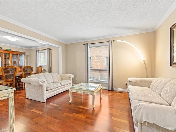 3rd image of 3282 Aubrey Rd