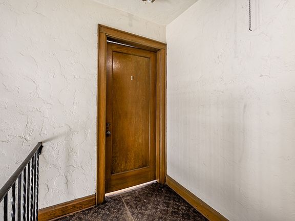 3rd image of 306 King Ave APT A