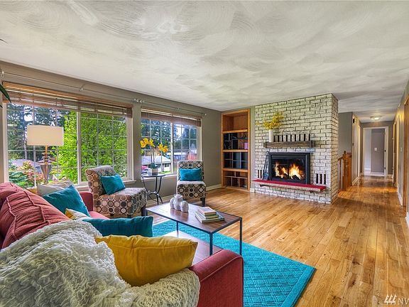 4th image of 1236 Firpark Dr SE