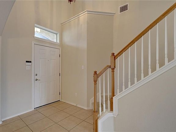3rd image of 74 White Magnolia Cir