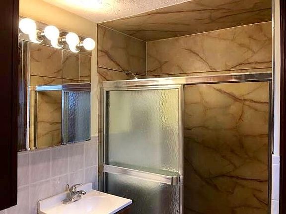 3rd image of 97 Roberts St #1