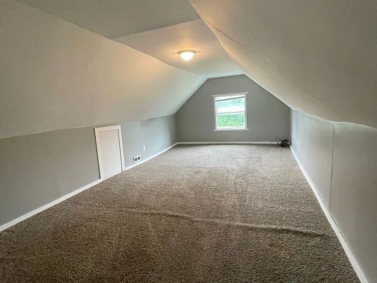 9040 E Parker Rd — Photo 5