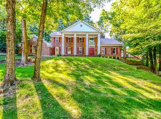 1955 Kress Wood Cir, Dayton, OH 45429