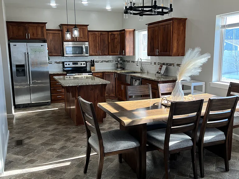 2352 Denali Dr — Photo 2