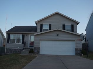 7865 Newport Ave, Omaha, NE 68122