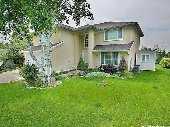 1513 N Cherry Blossom Dr, Farmington, UT 84025