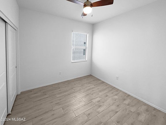 5th image of 800 E Catwalk Pl