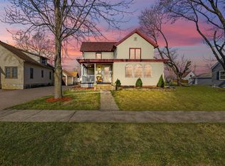 920 8th Ave SW, Faribault, MN 55021