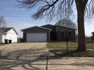 11330 Red River Dr, Saint Louis, MO 63138