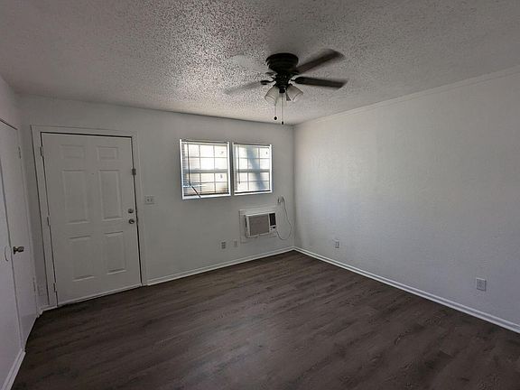 5th image of 535 42nd St