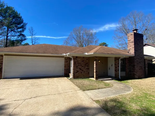 319 Red Oak Dr, Jackson, MS 39212