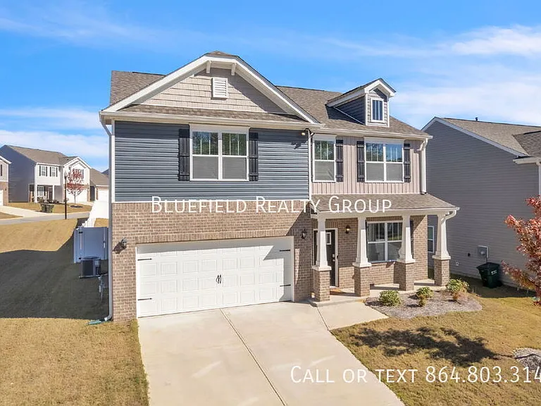 380 Fenwick Dr — Photo 2