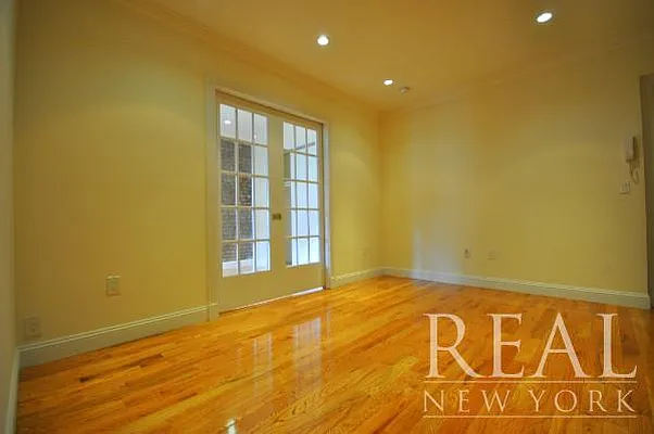 Rented by REAL New York | media 5