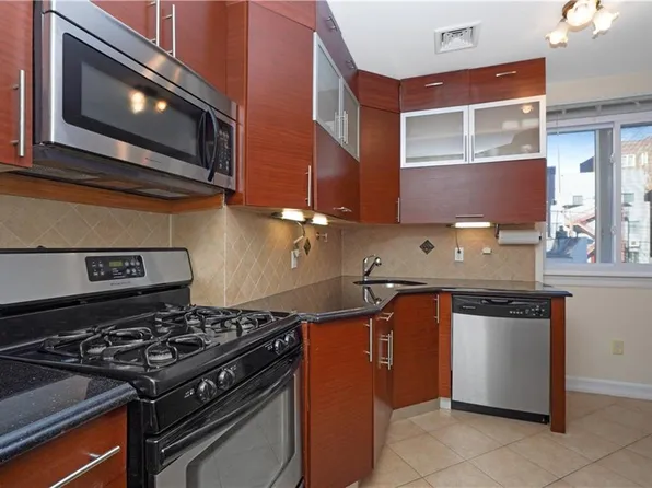 2874 Brighton 3rd Street image 15 of 32