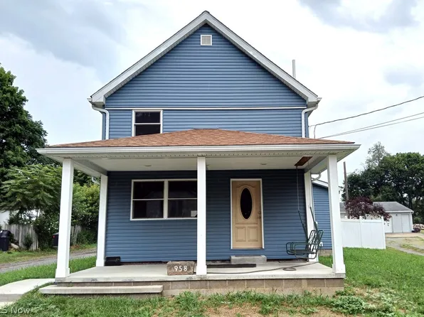 958 Liberty St, Salem, OH 44460
