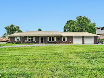 3643 Larson Ln, Roanoke, VA, 24018