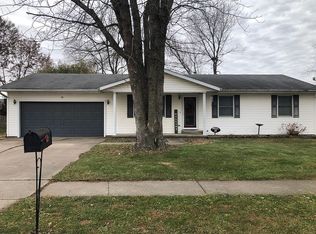 36 Jamestown Cir, Riverton, IL 62561