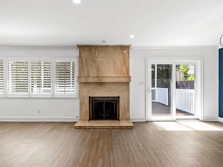 23125 Adolph Ave — Photo 23