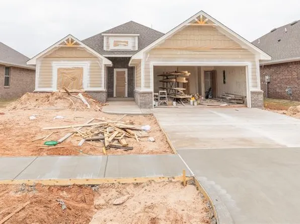 12305 SW 32nd St, Yukon, OK 73099