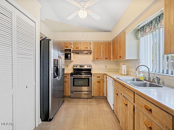 4th image of 1509 Leone Ln