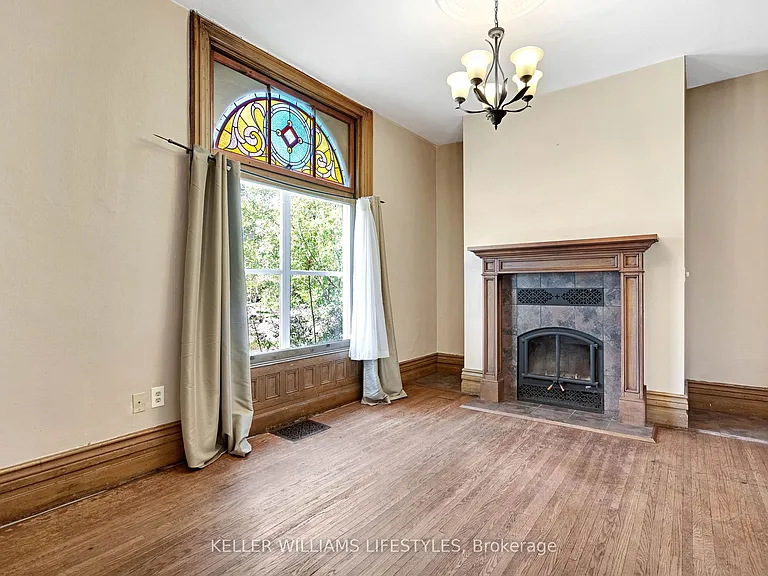 421 Central Ave — Photo 8