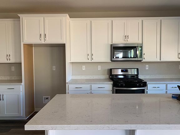3rd image of 5377 York Harbor Way