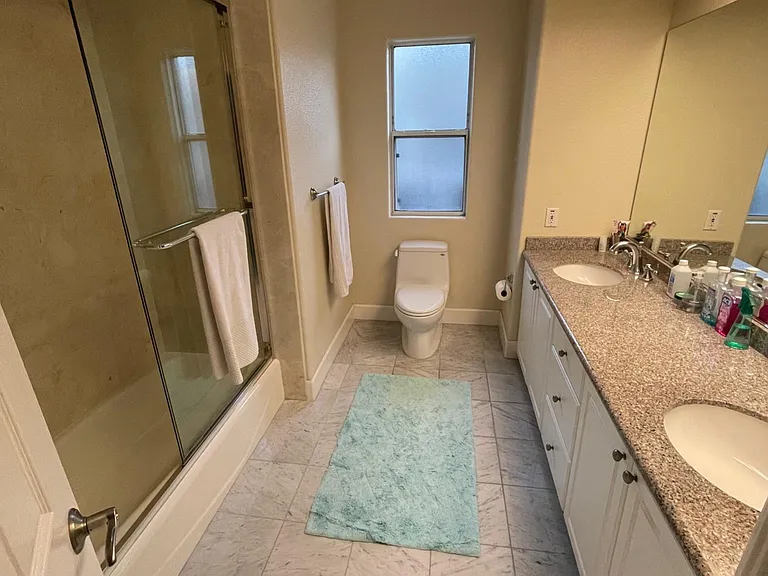 1220 Balboa Ave — Photo 13