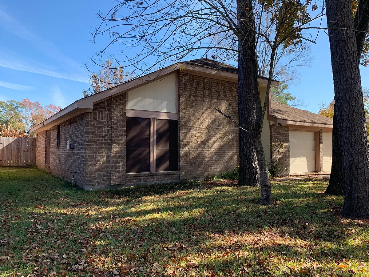 Building Photo - 406 Enfield Dr