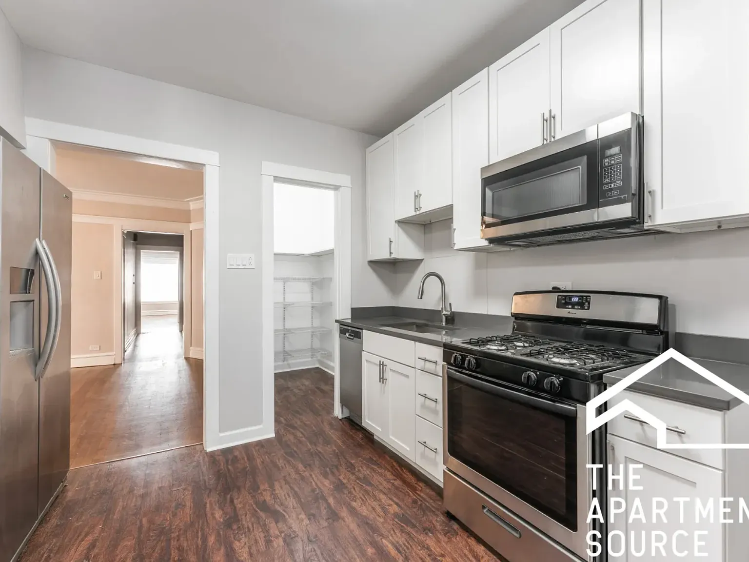 3 bed, 1700 sqft, $3,595 — Photo 2