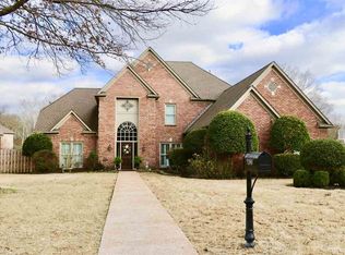2380 Shrewsbury Run E, Collierville, TN 38017
