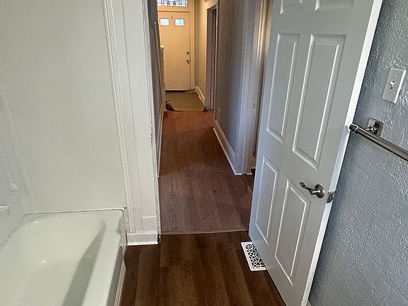 4th image of 112 Marylea Ave