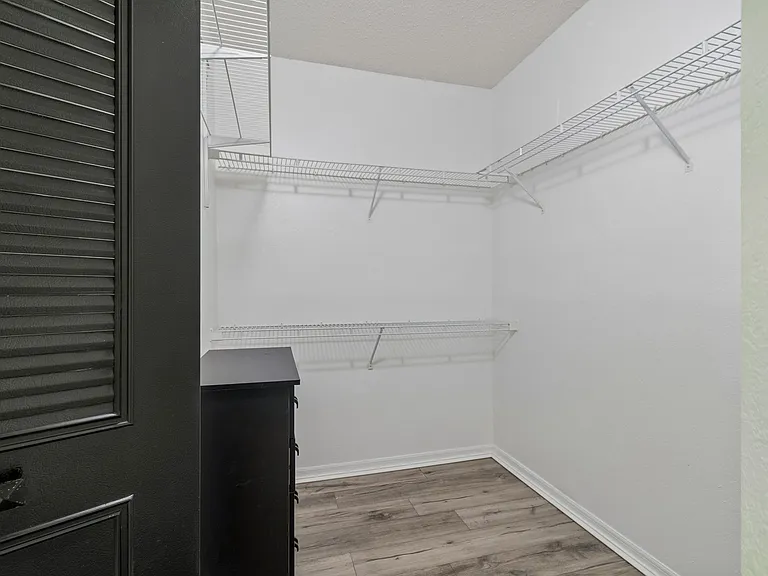 1010 Normandy Trace Rd — Photo 21