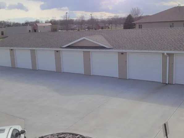 505 Sixteen Avenue Cir NE #2, Watertown, SD 57201