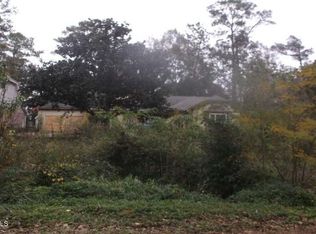 6504 Shore Dr, Ocean Springs, MS 39564
