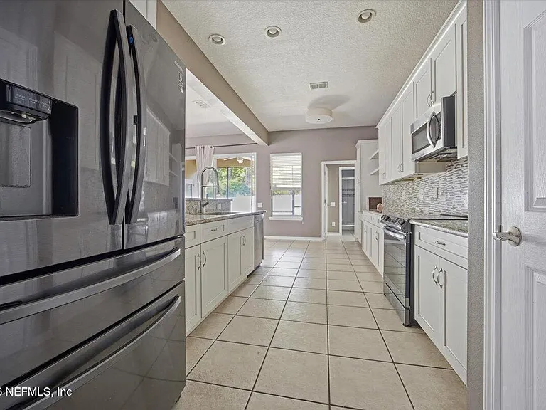 10642 Roundwood Glen Ct — Photo 13