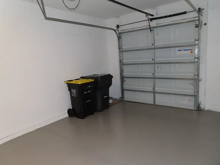 1537 Discovery St — Photo 12