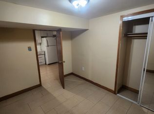 2631 Roblo Rd, Mississauga, ON L5L1V8
