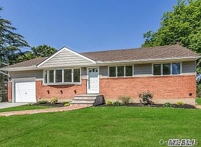 1st image of 14 E Pepper Circle