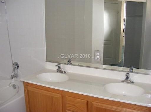 4th image of 9901 Trailwood Dr APT 2149