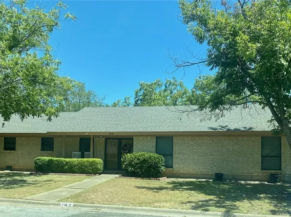 102 Sunny Ln, Gatesville, TX 76528