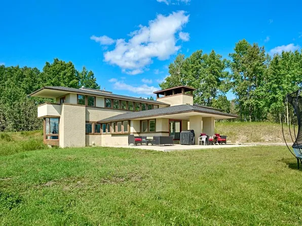 31 E Williams Pl, Rocky View County, AB T0L 0K0
