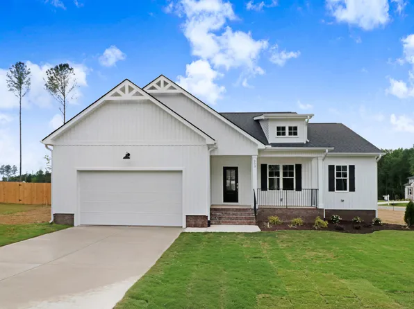 204 Gumtop Dr, Zebulon, NC 27597